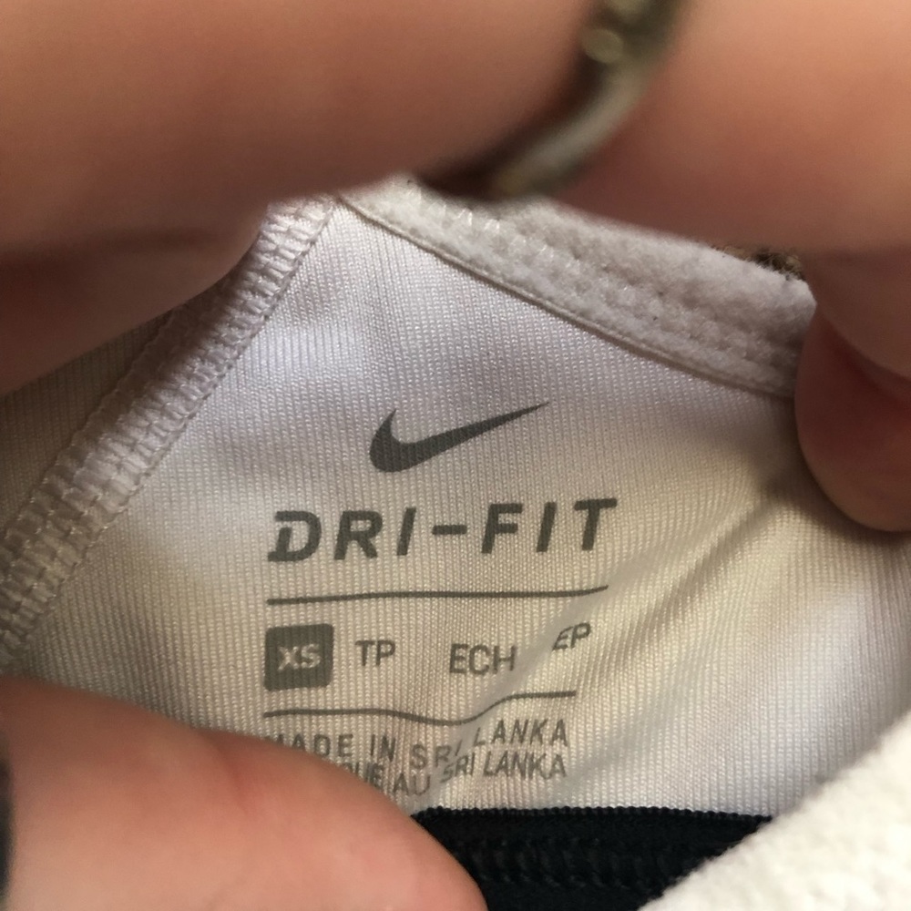 Nike & VS bra bundle! - Picture 3 of 4